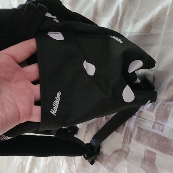 Hollister Polka-dot Simple Backpack - Picture 5 of 12